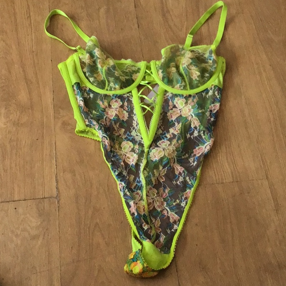 Savage X Fenty lingeries teddy NEW